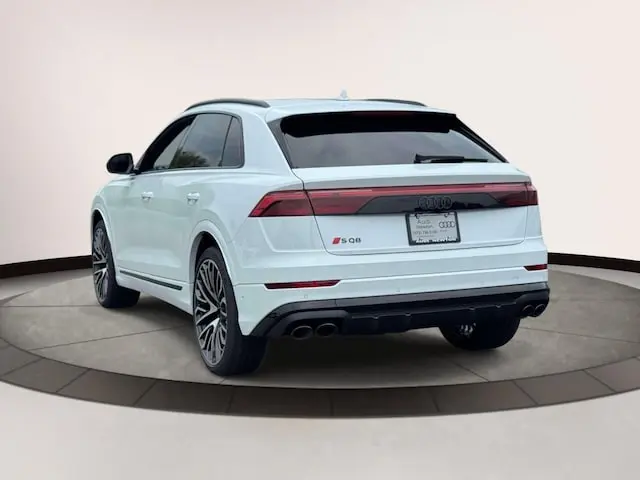 2026 Audi SQ8 Premium Plus quattro photo 3