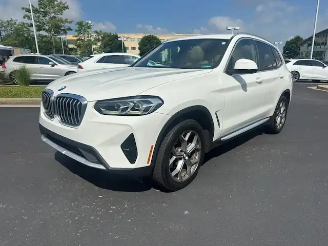 2022 BMW X3 xDrive30i's photo