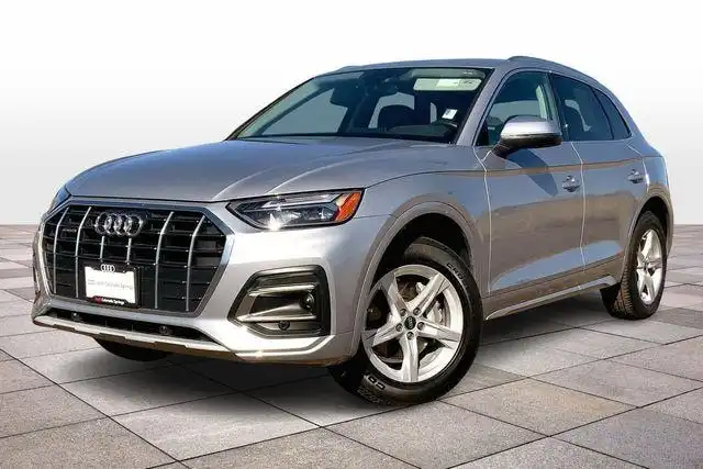 2023 Audi Q5 40 Premium's photo