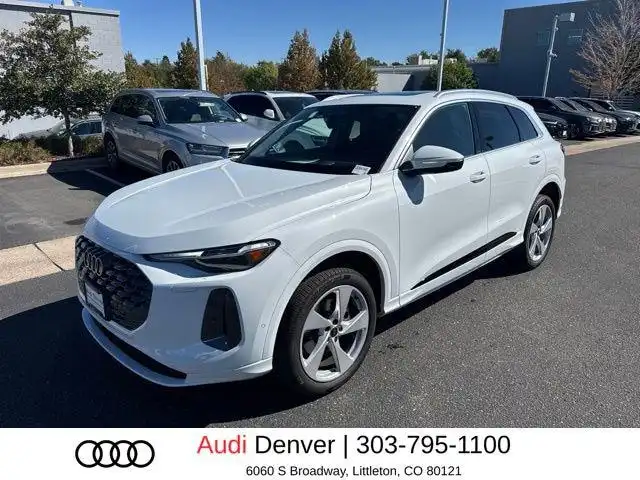 2025 Audi Q5 40 Premium Plus's photo