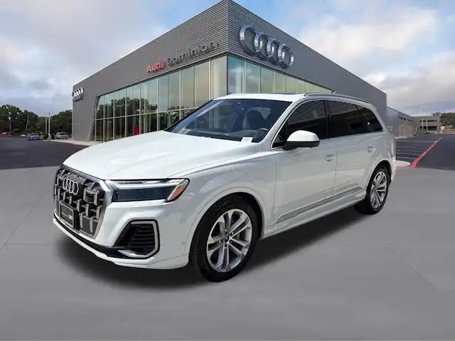 2026 Audi Q7 55 Premium Plus quattro Tiptronic's photo