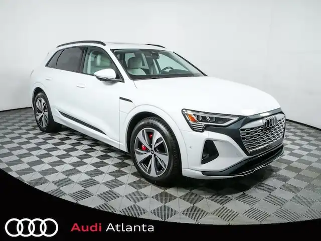 2024 Audi Q8 e-tron 55 114 kWh Premium Plus quattro's photo