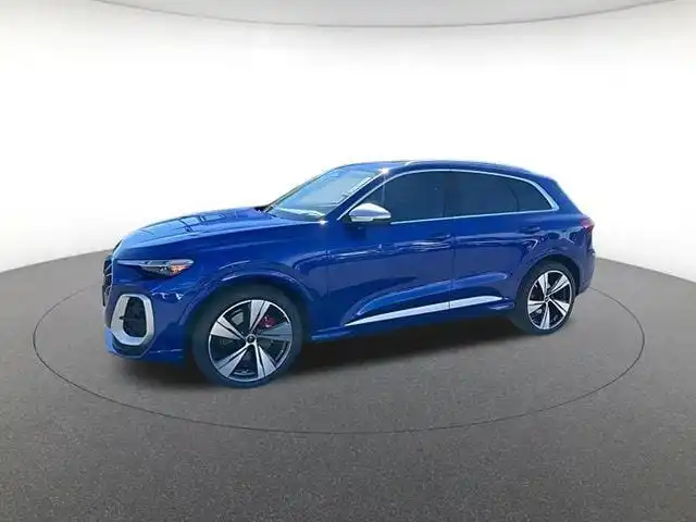 2026 Audi SQ5 Premium Plus quattro's photo