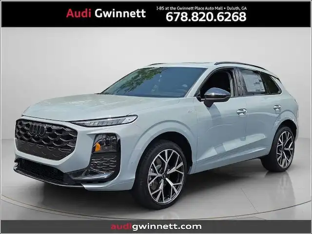 2026 Audi Q3 S line quattro's photo