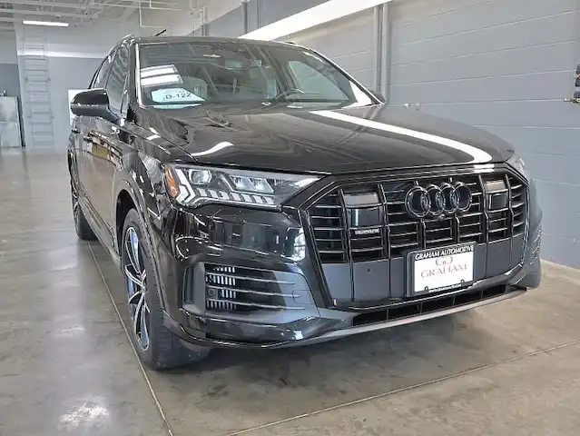 2024 Audi Q7 55 Premium Plus quattro Tiptronic's photo