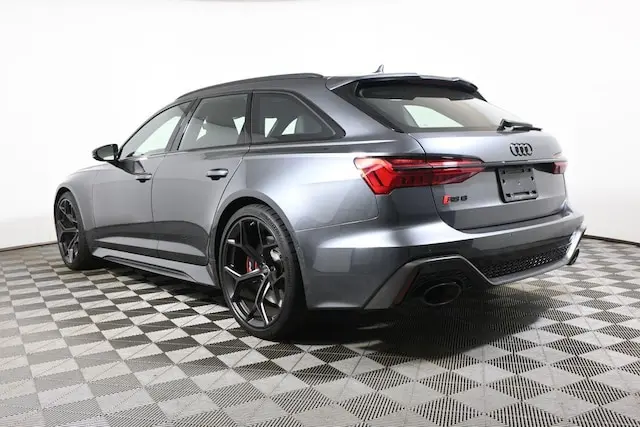 2026 Audi RS 6 Avant Performance photo 5