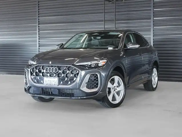 2025 Audi Q5 Sportback 45 Premium Plus's photo