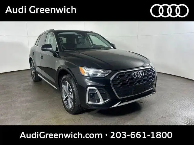 2023 Audi Q5 45 Premium Plus's photo