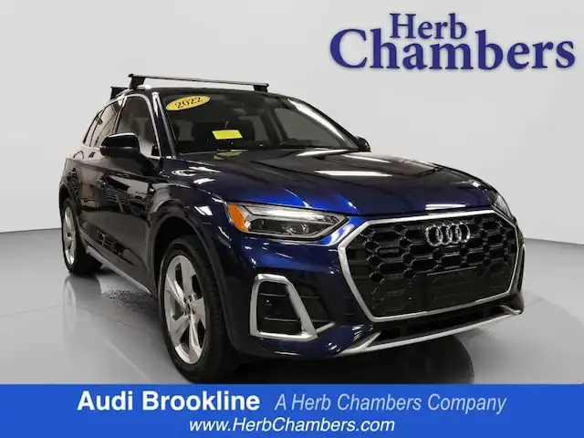 2022 Audi Q5 45 Premium Plus's photo