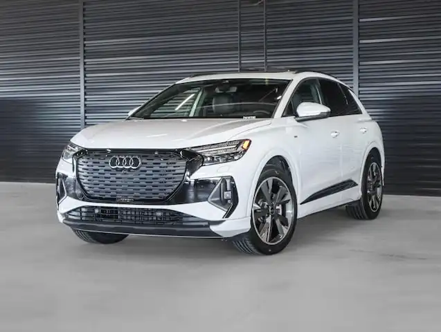 2024 Audi Q4 e-tron 55 Prestige quattro's photo