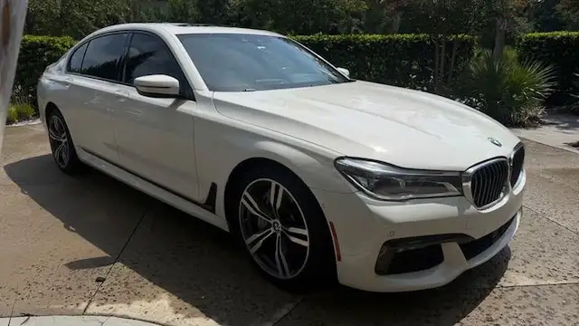 2019 BMW 7 Series 750i's photo
