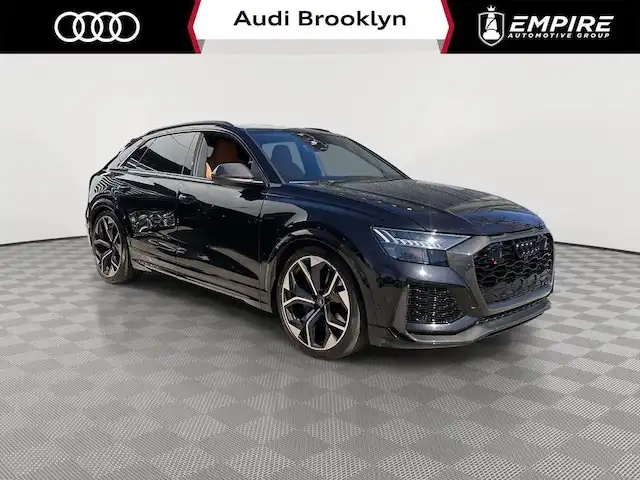 2023 Audi RS Q8 Base's photo