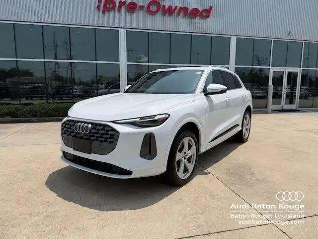 2025 Audi Q5 40 Premium Plus's photo