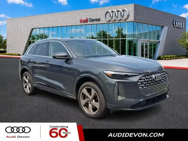 2025 Audi Q5 40 Premium Plus's photo