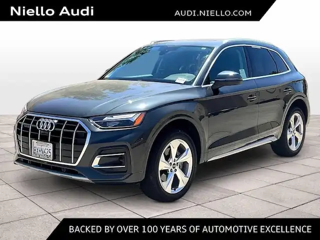 2021 Audi Q5 45 Premium Plus's photo