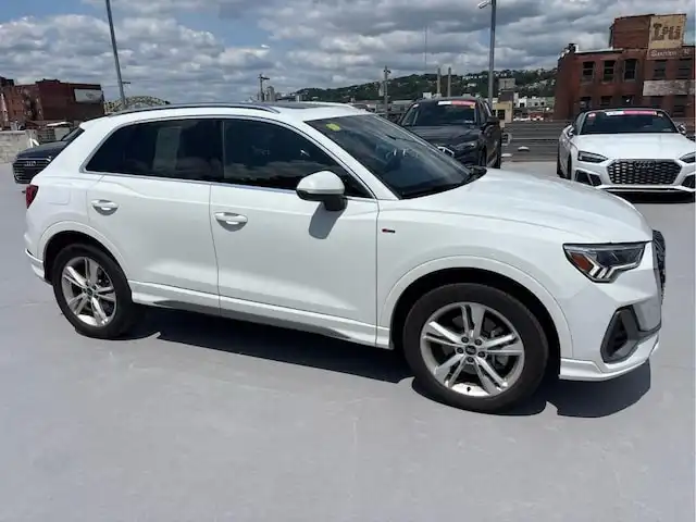 2024 Audi Q3 45 TFSI S Line Premium quattro's photo