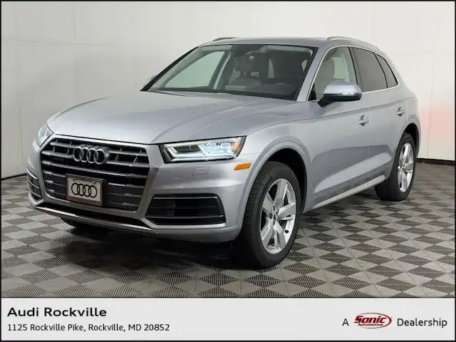 2019 Audi Q5 2.0T quattro S tronic Premium Plus's photo