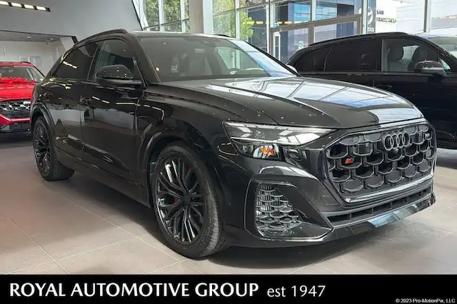 2026 Audi SQ8 Prestige quattro's photo
