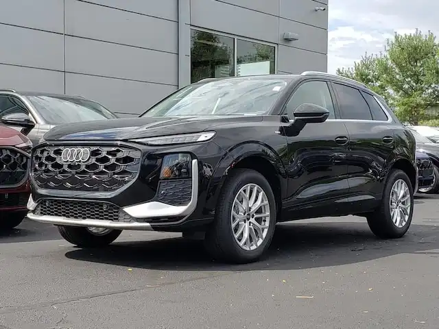 2026 Audi Q3 S Line quattro's photo