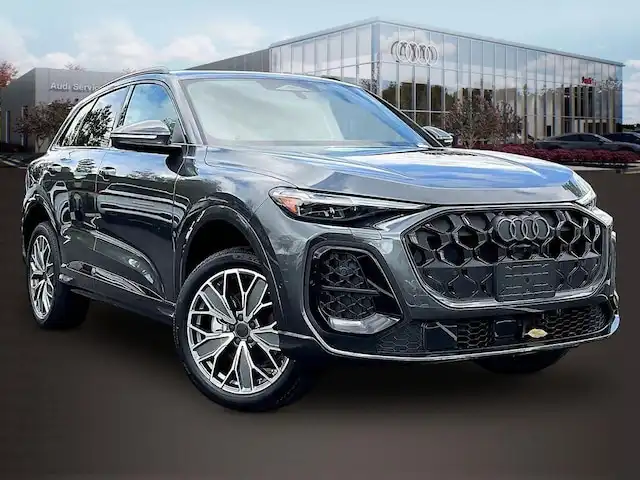 2026 Audi Q5 Premium Plus quattro's photo