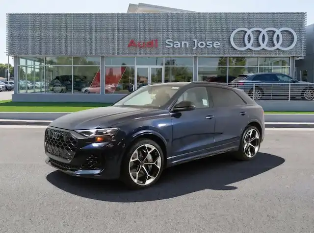 2026 Audi RS Q8 Base's photo