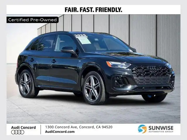 2025 Audi Q5 55 e Premium Plus's photo