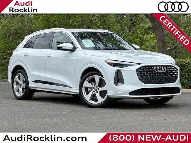 2025 Audi Q5 40 Prestige's photo