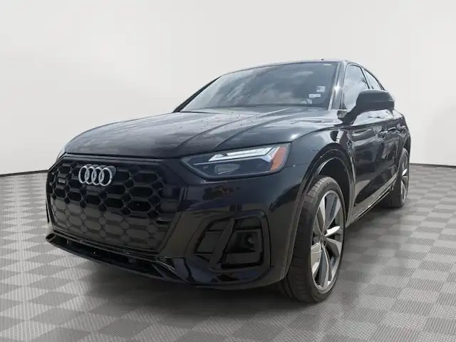 2023 Audi SQ5 Sportback Premium Plus's photo
