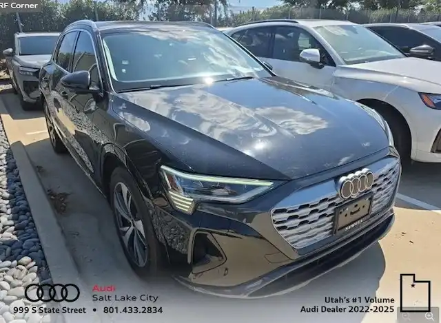 2024 Audi Q8 e-tron 114 kWh Prestige quattro 55's photo