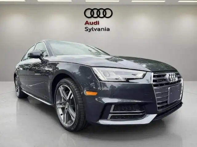2017 Audi A4 2.0T quattro S tronic Premium Plus's photo