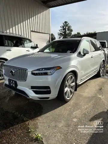 2017 Volvo XC90 T8 Twin Engine Plug-in Inscription's photo