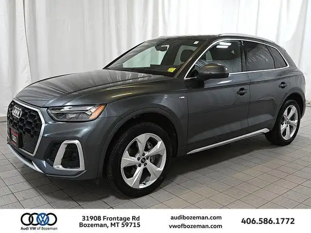 2022 Audi Q5 45 Premium Plus's photo