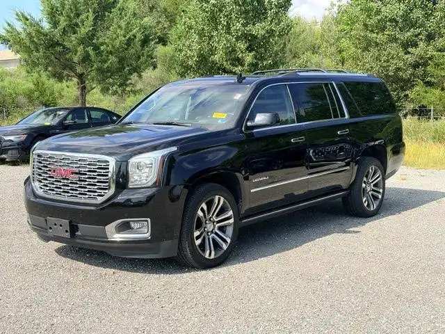2018 GMC Yukon Denali AWD's photo