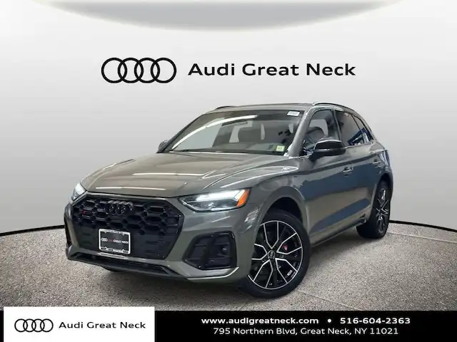 2023 Audi SQ5 Premium Plus's photo