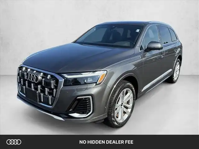 2025 Audi Q7 45 Premium quattro Tiptronic's photo