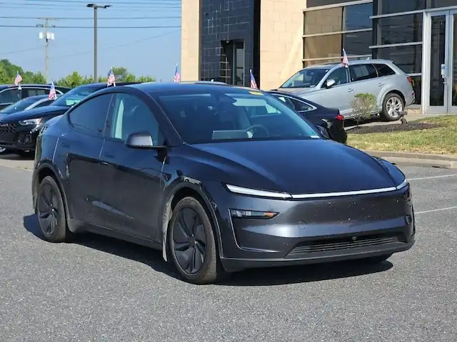 2026 Tesla Model Y Premium All-Wheel Drive's photo
