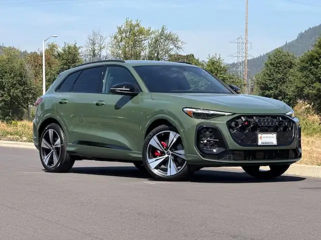 2026 Audi SQ5 Premium Plus quattro's photo