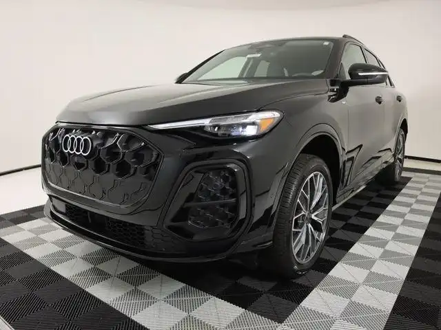 2026 Audi Q5 Premium Plus quattro's photo