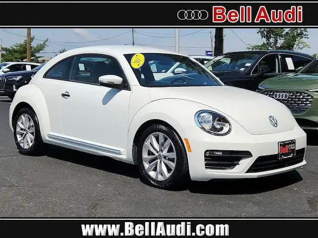 2017 Volkswagen Beetle 1.8T Classic's photo