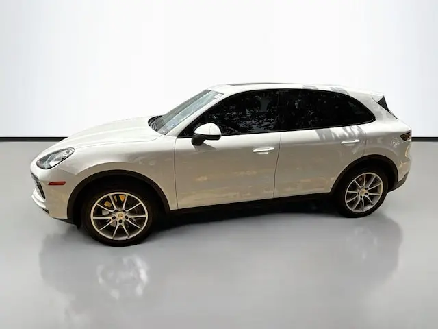 2021 Porsche Cayenne Base photo 4