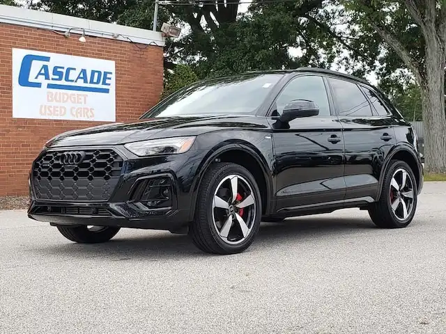 2024 Audi Q5 45 Premium Plus's photo