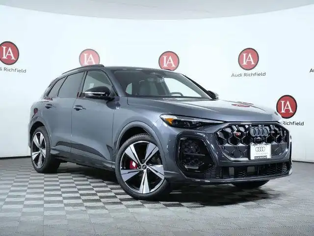 2026 Audi SQ5 Premium Plus quattro's photo
