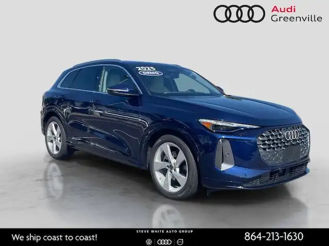 2025 Audi Q5 40 Prestige's photo