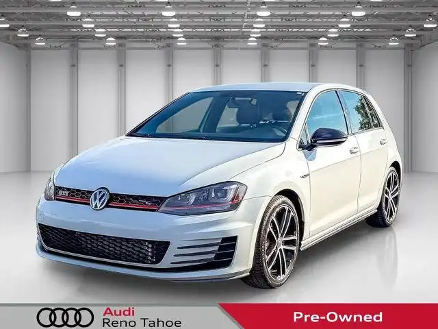 2017 Volkswagen Golf GTI 2.0T Sport 4-door's photo