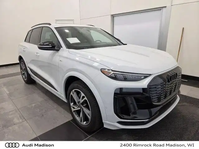 2027 Audi Q6 e-tron Premium Plus quattro's photo