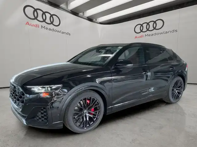 2026 Audi SQ8 Premium Plus quattro's photo