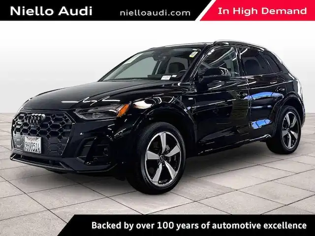 2023 Audi Q5 45 Premium Plus's photo