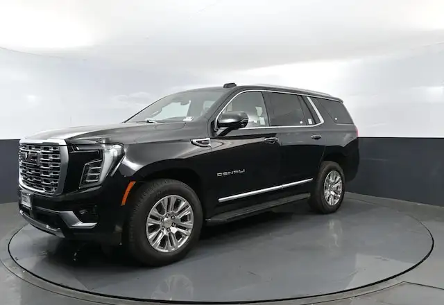 2025 GMC Yukon Denali 4WD's photo