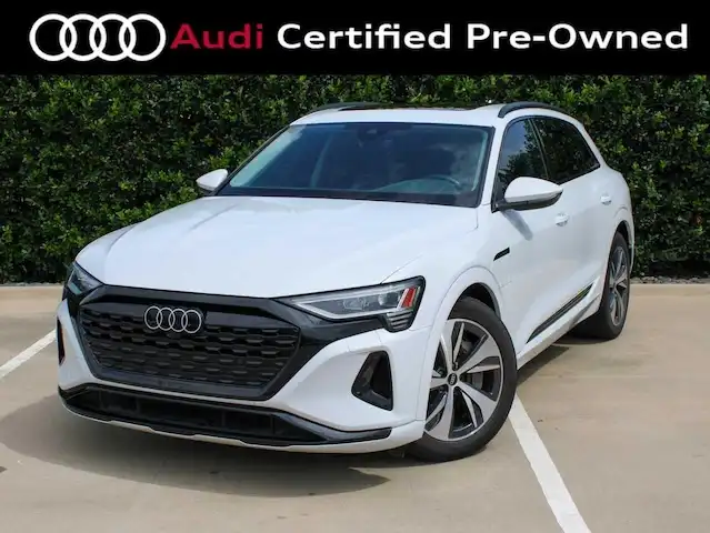 2024 Audi Q8 e-tron 55 114 kWh Premium quattro's photo