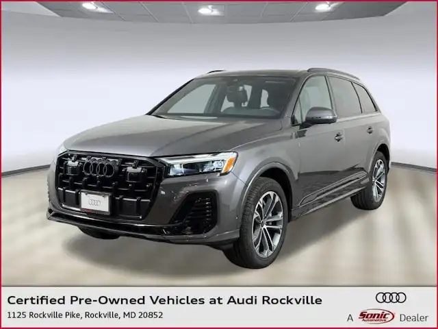 2025 Audi Q7 45 Premium quattro Tiptronic's photo